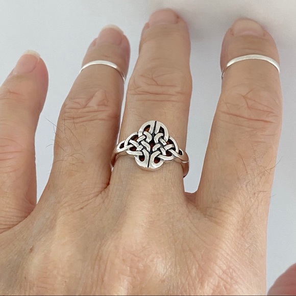 Sterling Silver Endless Celtic Knot Ring, Weave Trinity Love Knots Jewelry - Picture 10 of 12